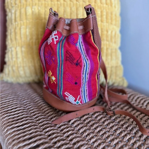 Stylish Pink and Brown Women's Bucket Bag - Picture 9 of 9
